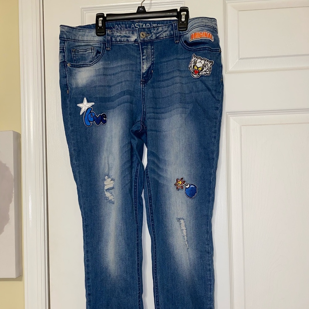 Patch Jeans - image 1
